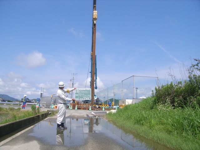 発進立坑(矢板打設・ L=19m)